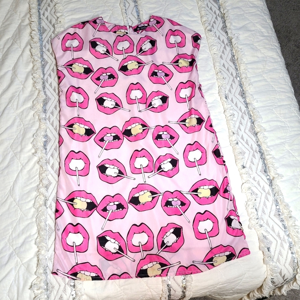 OASAP Lollipop Lips shift dress